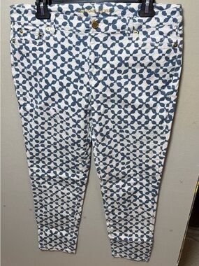 Michael Kors White caprise with Navy Abstract Print